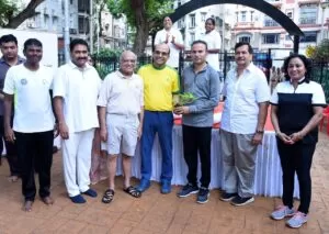 5df1a57d-dfe8-4629-8b36-0b0cff658795(1)